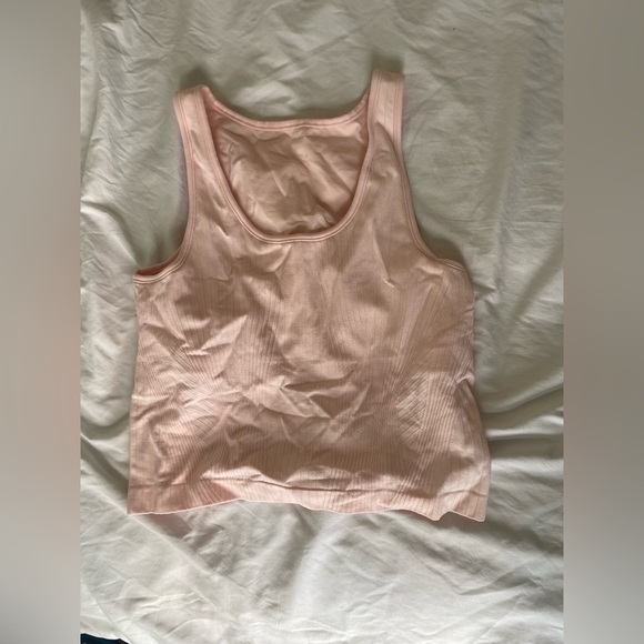 Lululemon high neck cropped ebb to street tank like new - Picture 2 of 2
